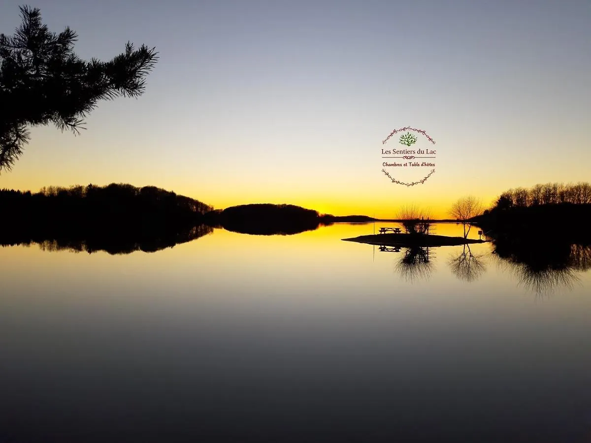 Maison d'hôtes Les Sentiers du Lac Tremouille  France