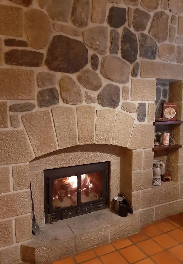 Les Sentiers du Lac Tremouille  Maison d'hôtes Tremouille (Cantal)